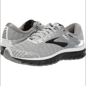 Brooks Adrenaline GTS 18 - USED ONCE